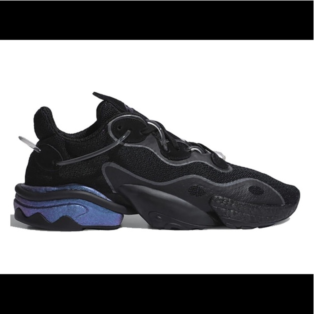 Addis’s Sneakers